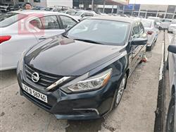 نيسان ألتيما